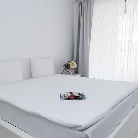 Apartment City Kazbek 1